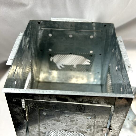 PIG Lantern aluminum candle light with lid 6 x 6 x 9" cut outs of wire with pigs - Picture 8 of 10